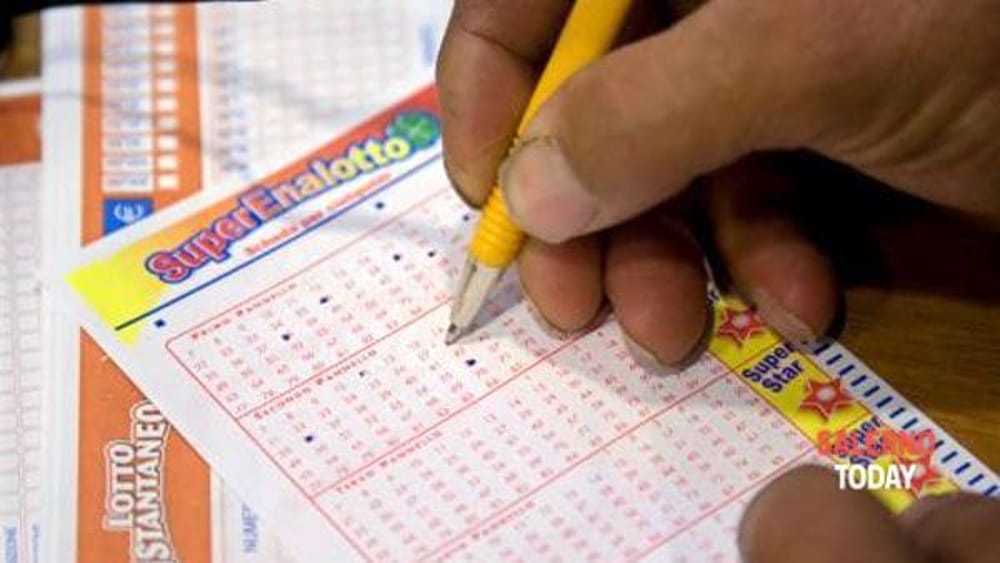 La dea bendata bacia il salernitano: vinti 22mila euro al Lotto