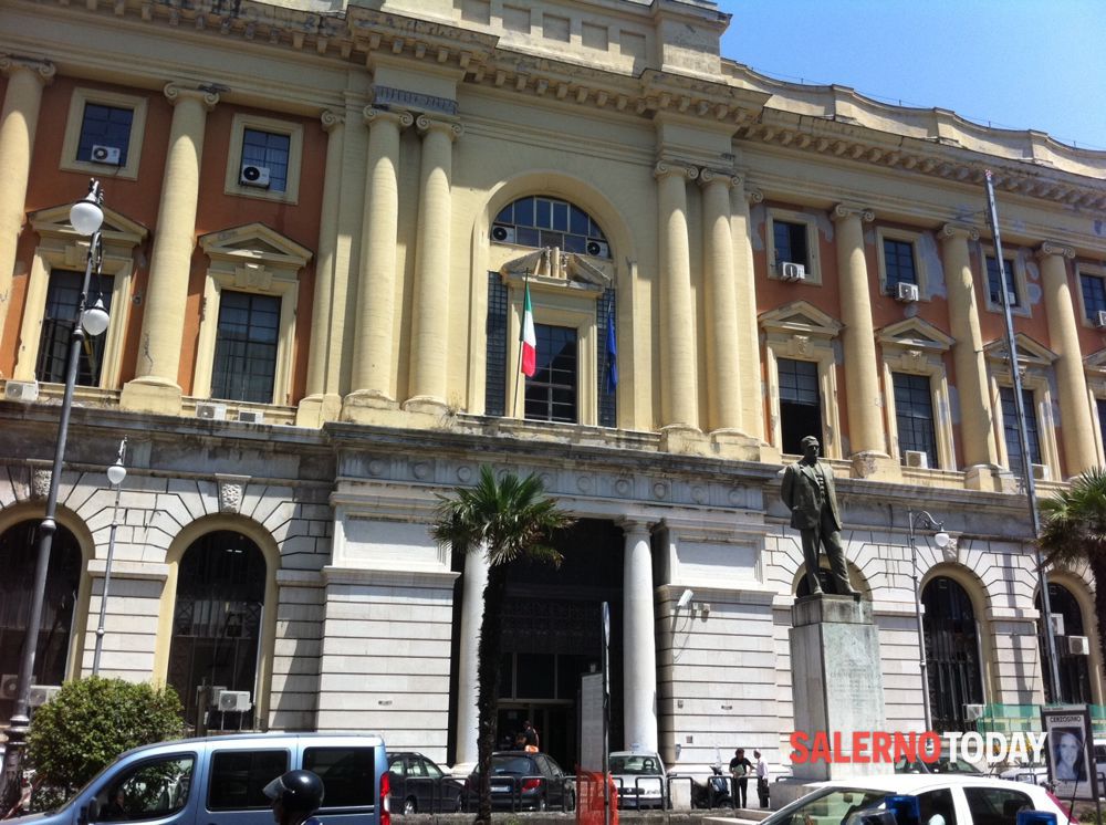 Salerno, firmato il protocollo per trasformare l’ex tribunale e il vecchio ospedale di Torre Angellara