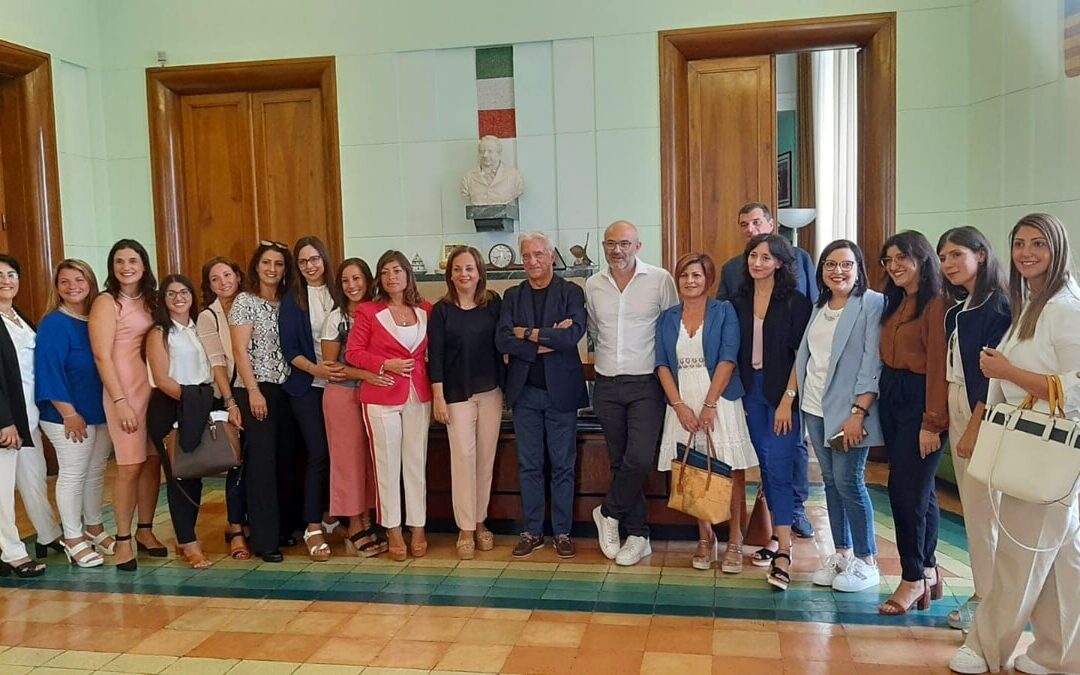 Comune di Salerno: assunti altri 15 assistenti sociali, soddisfatta l’assessore De Roberto