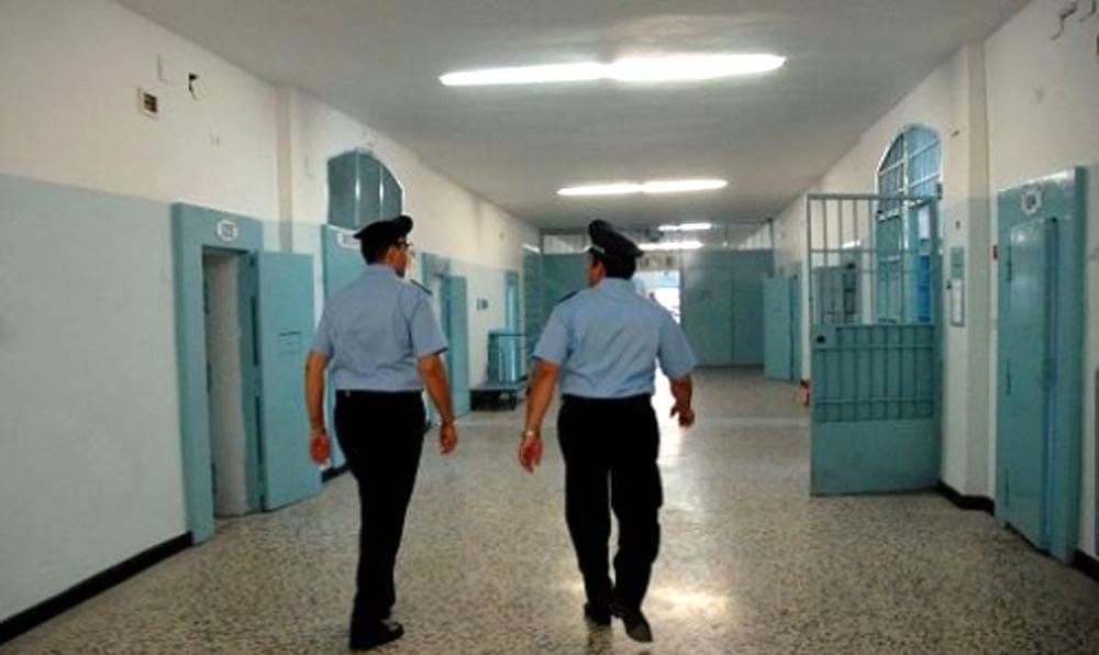 Detenuto morto in carcere, “nessuna prova di un pestaggio”: archiviata indagine