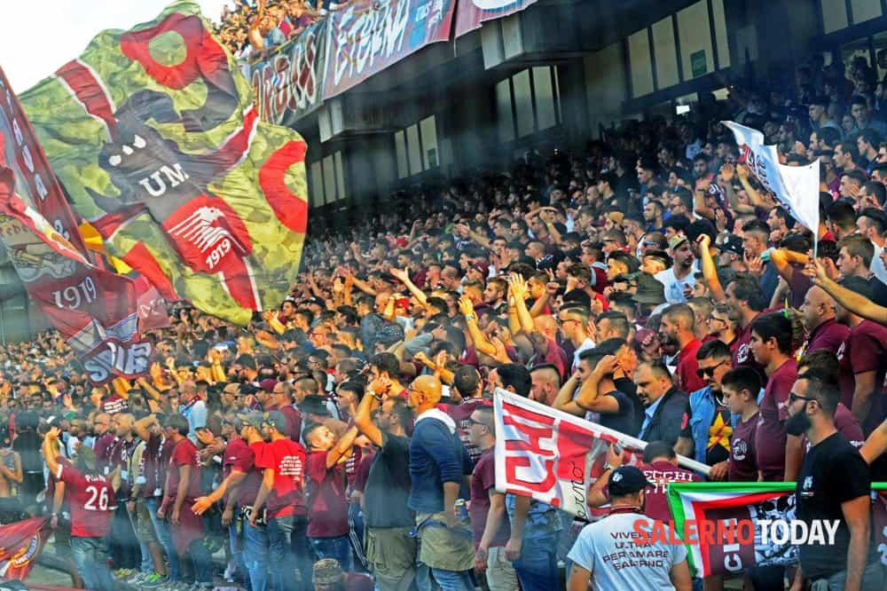 Continua la crisi granata a Bologna, la voce dei tifosi: “Finirà presto il campionato”