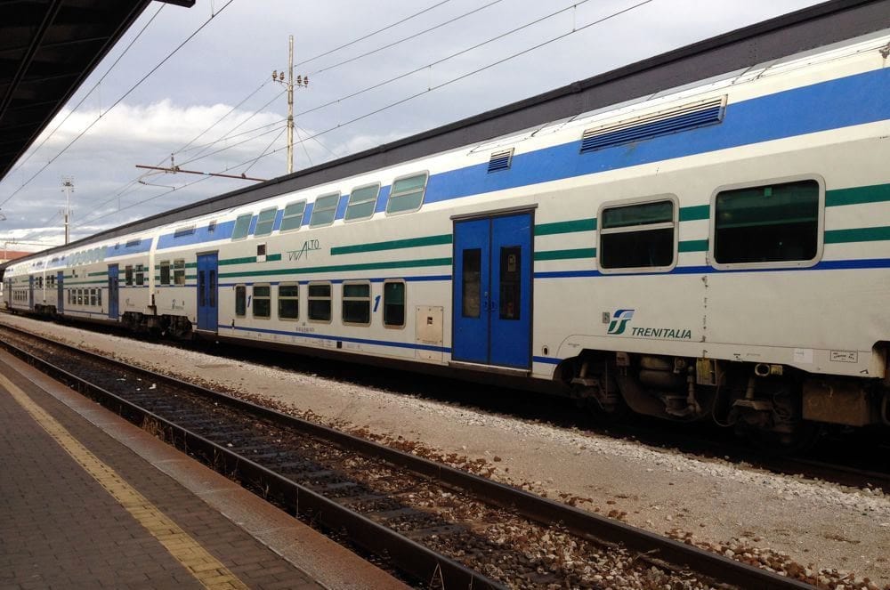 Trenitalia, ritornano i collegamenti di “Parchi Line” per visitare le bellezze della Campania