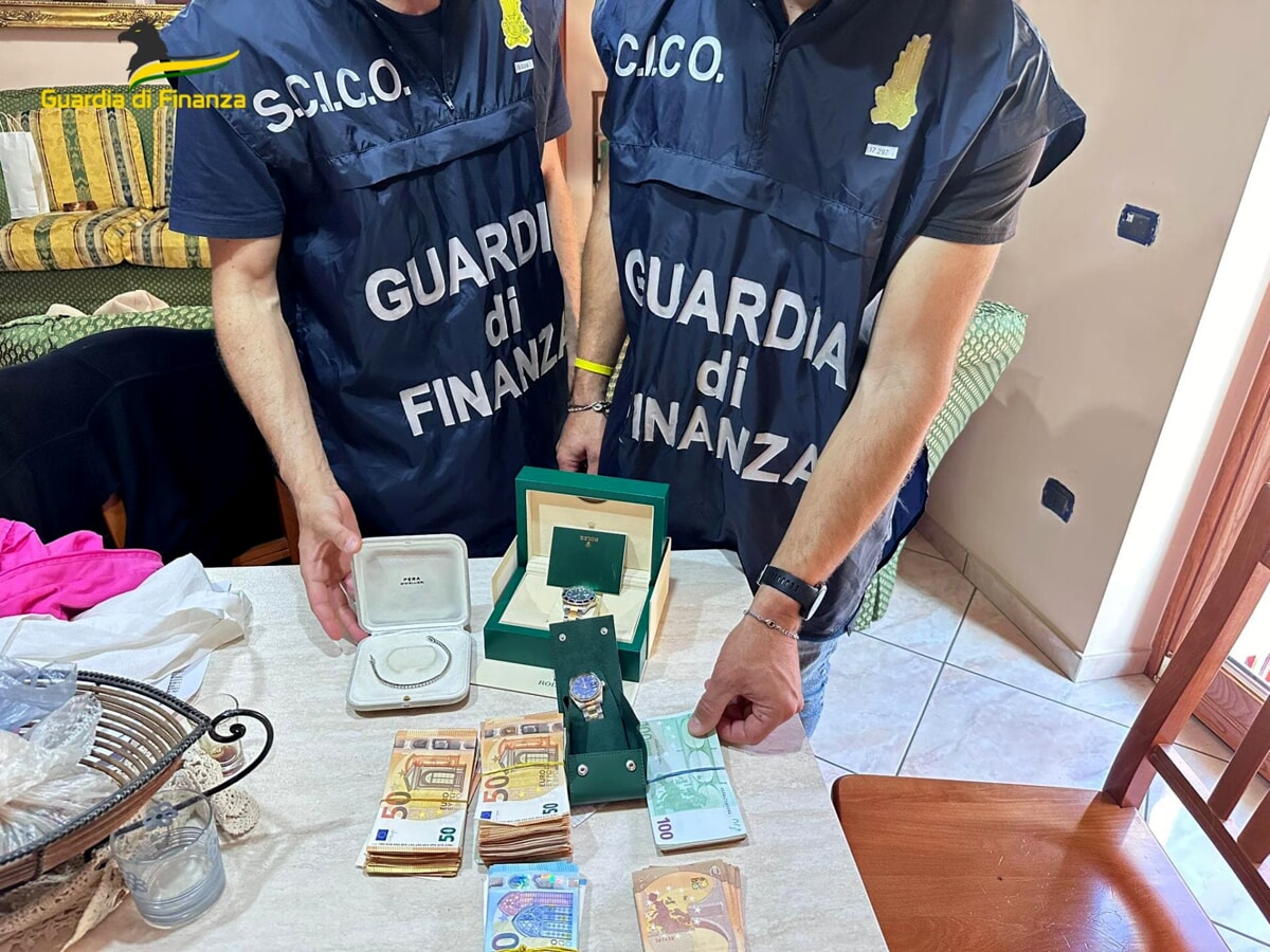 Usura ed estorsione, sequestri per 2 milioni di euro: arrestato imprenditore in odore di camorra