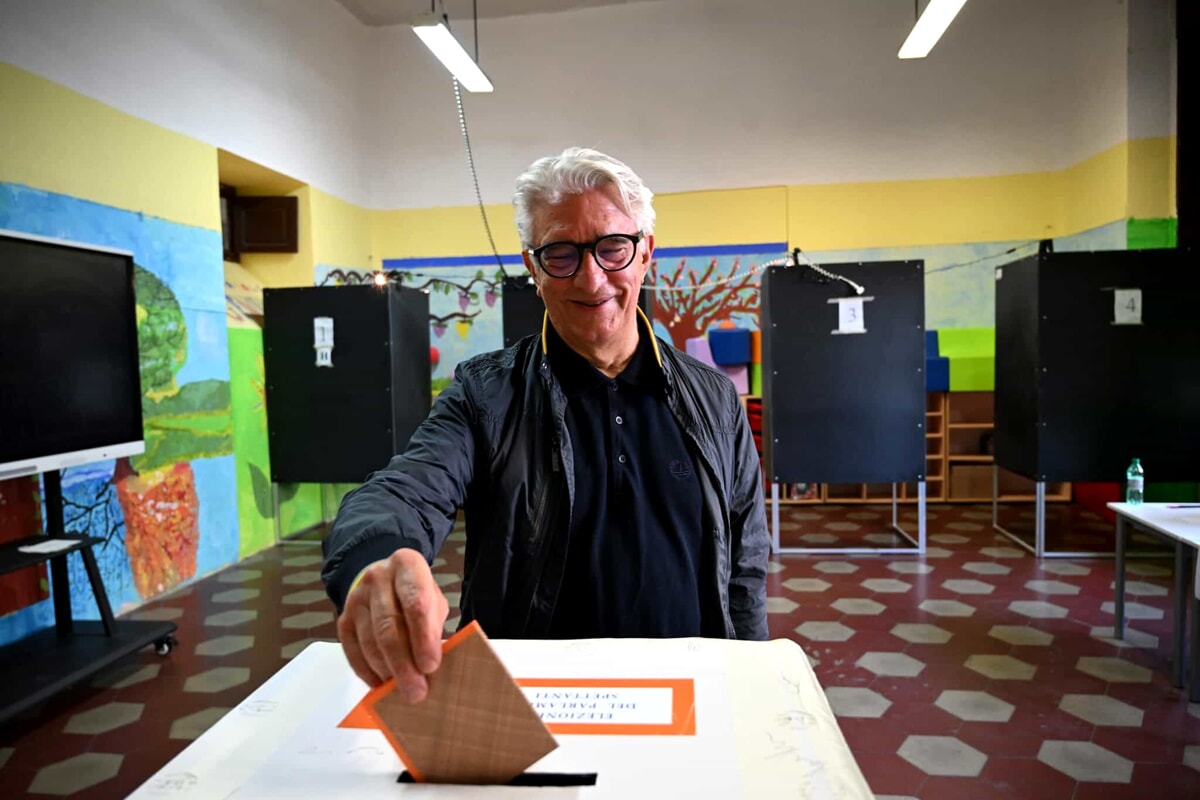 Elezioni europee e comunali 2024: i politici nei seggi a Salerno e provincia