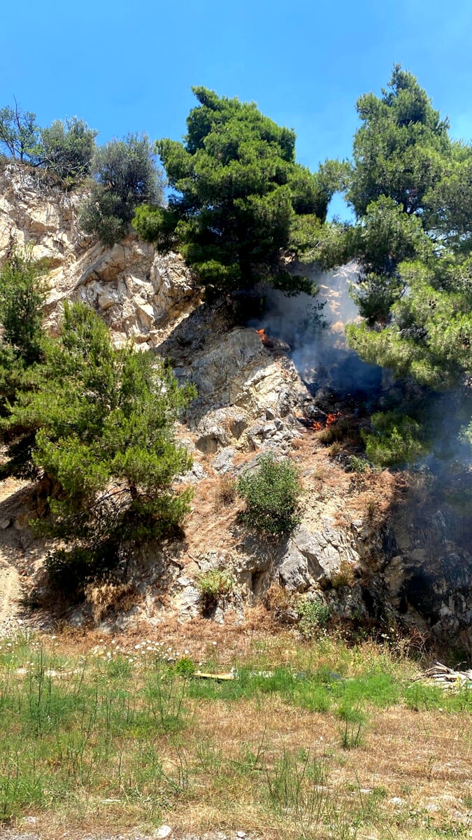 Principio di incendio a Sarno: corrono i vigili del fuoco