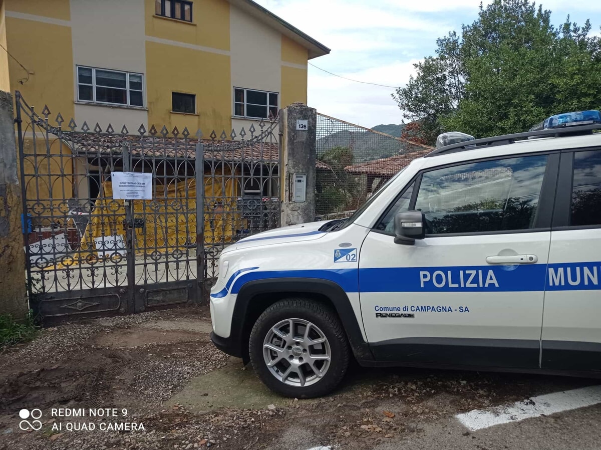 Campagna: occupano un immobile confiscato alla criminalità, sgomberate 2 famiglie